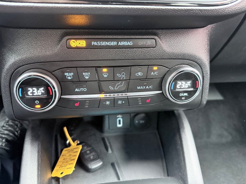 Ford Focus 1,0 EcoBoost mHEV ST-Line 5d