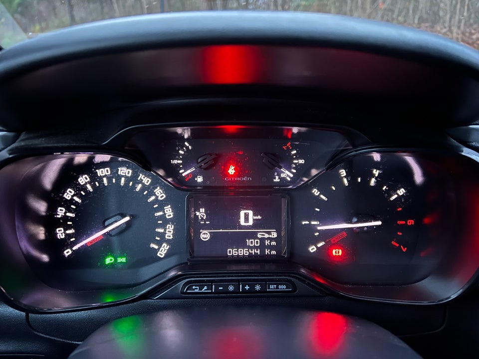 Citroën C3 1,2 PureTech 83 Shine 5d