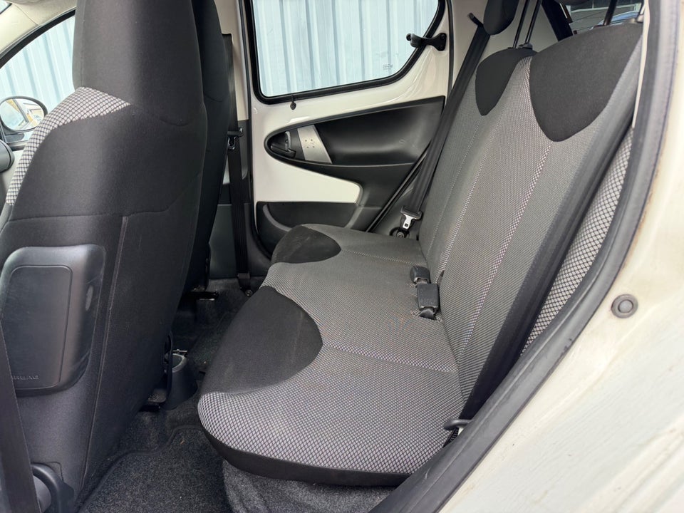 Toyota Aygo 1,0 VVT-i T2 Air Connect 5d