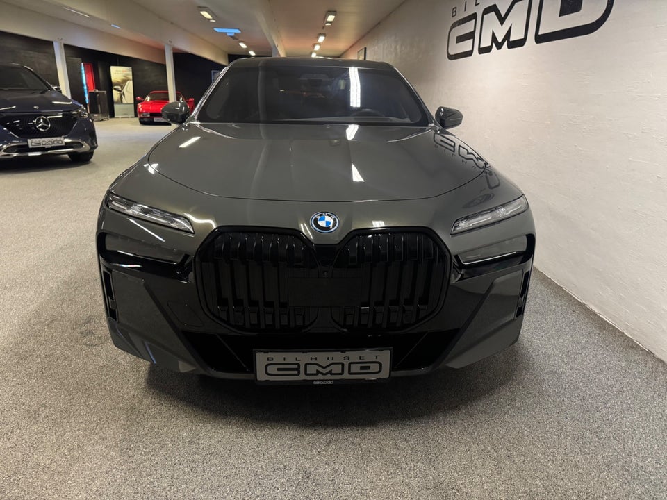 BMW i7 xDrive60 M-Sport 4d
