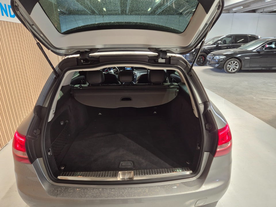 Mercedes C220 2,2 BlueTEC Business stc. 5d