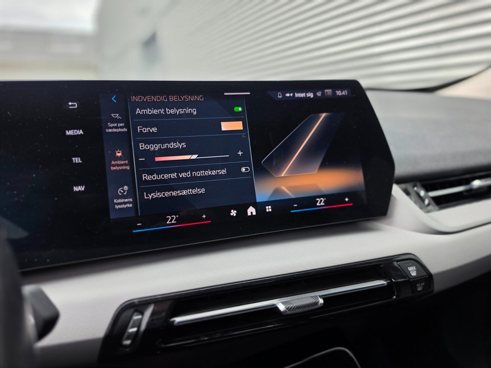 BMW iX1 eDrive20 X-Line 5d