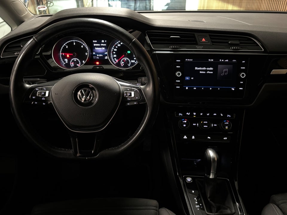 VW Touran 2,0 TDi 190 Highline DSG 7prs 5d