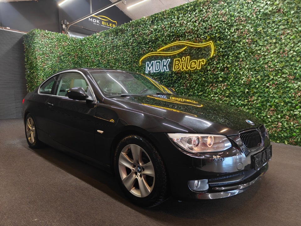 BMW 325i 3,0 Coupé aut. 2d
