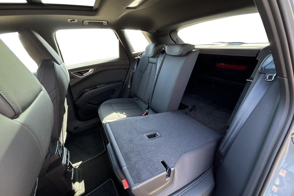 Audi Q4 e-tron 45 S-line Edition 5d