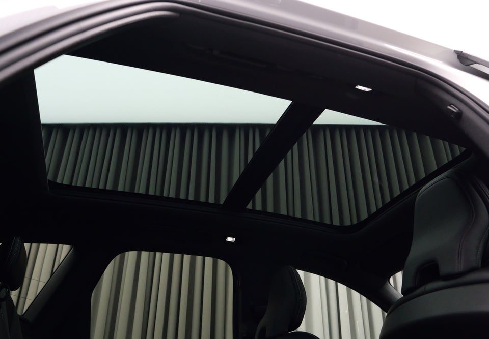 Volvo XC60 2,0 T6 ReCharge R-Design aut. AWD 5d