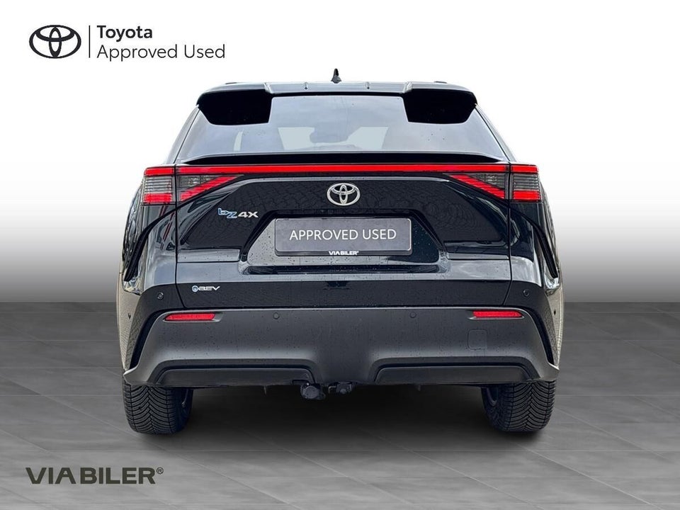 Toyota bZ4X 73 Executive 5d