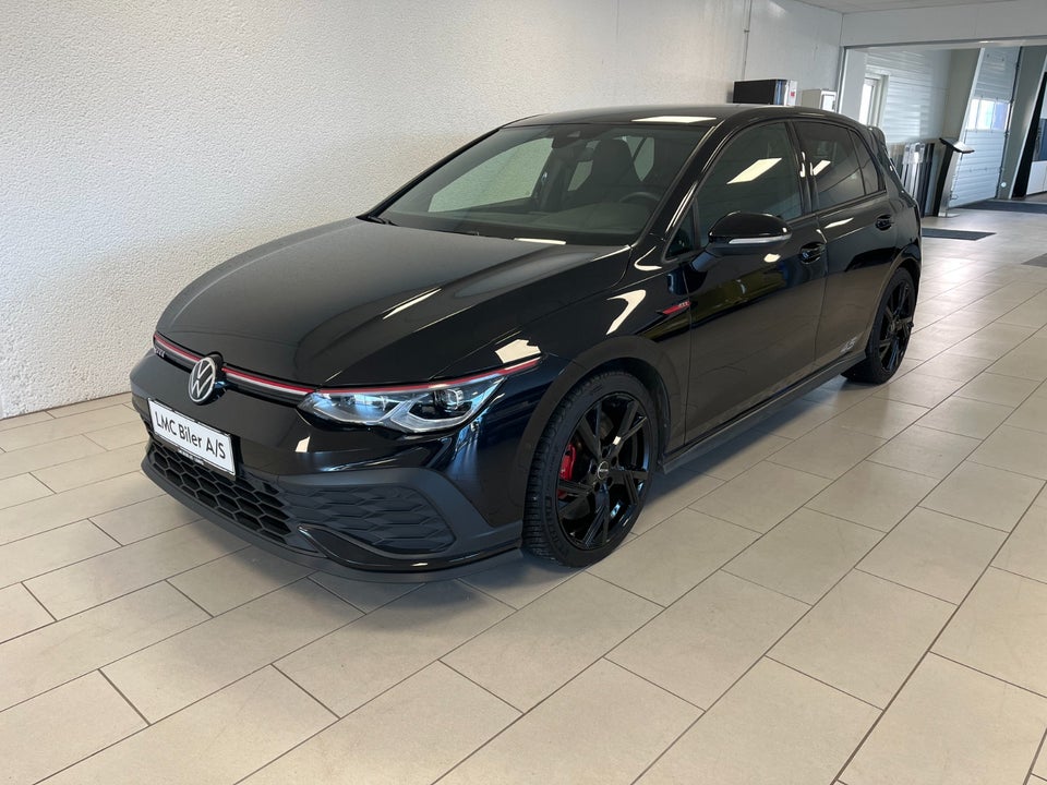 VW Golf VIII 2,0 GTi Clubsport DSG 5d