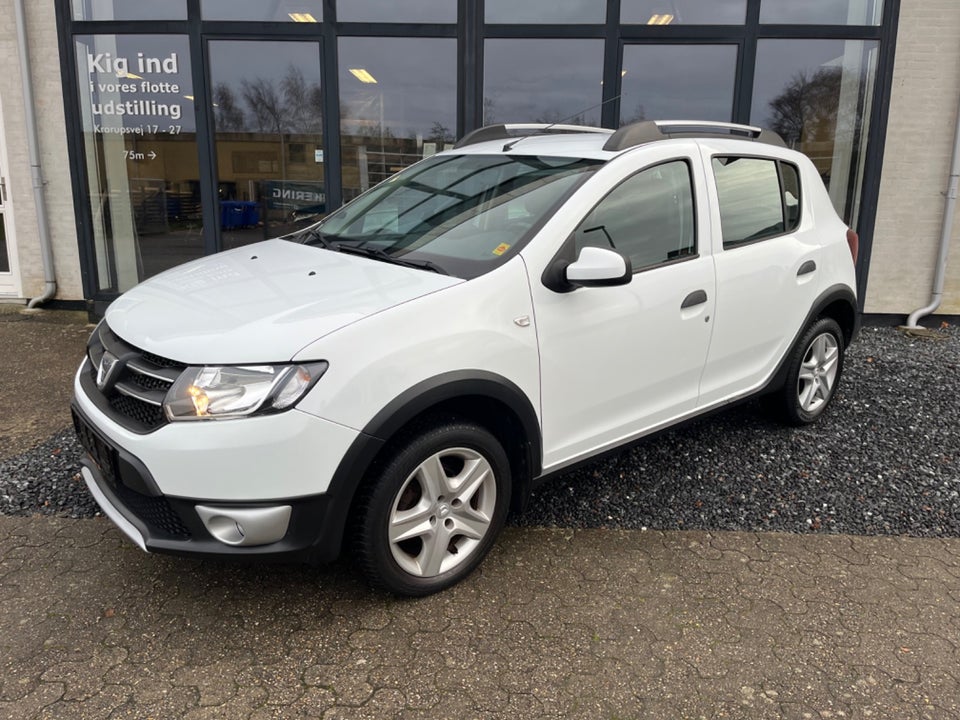 Dacia Sandero Stepway 0,9 TCe 90 Prestige 5d