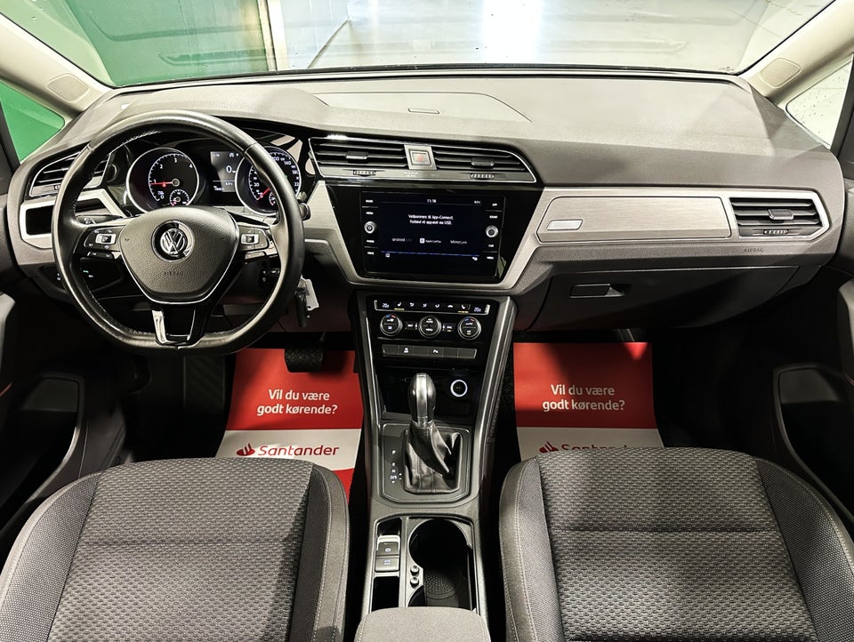VW Touran 1,6 TDi 115 Comfortline DSG 7prs 5d
