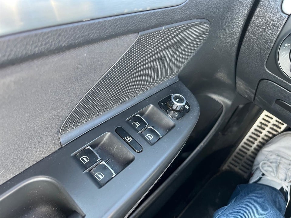 VW Golf V 2,0 GTi DSG 5d