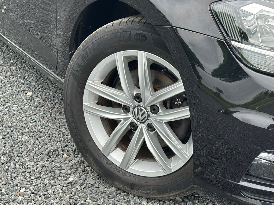 VW Golf VII 1,5 TSi 130 Comfortline Variant 5d