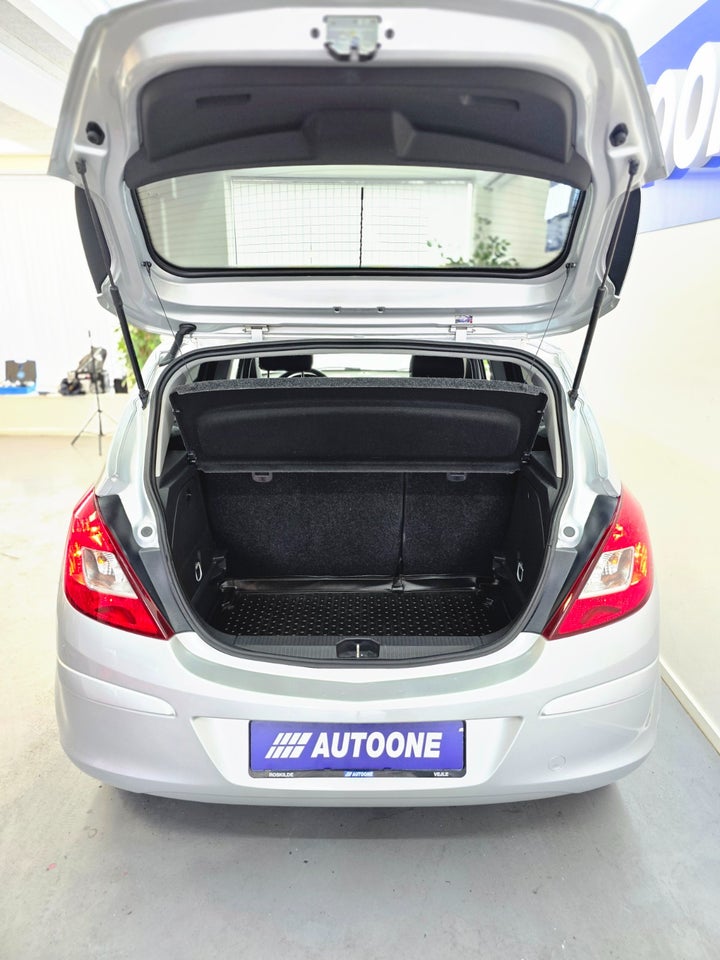 Opel Corsa 1,2 16V Cool 5d