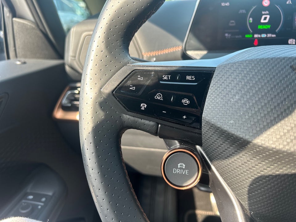 Cupra Born 59 e-Boost 5d