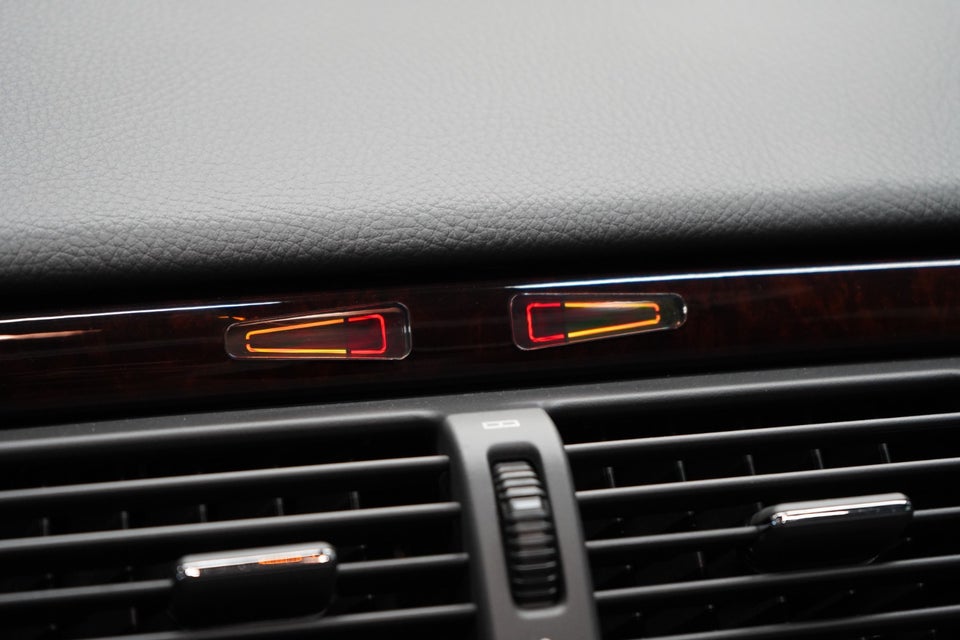 Mercedes E320 3,2 Elegance 4d