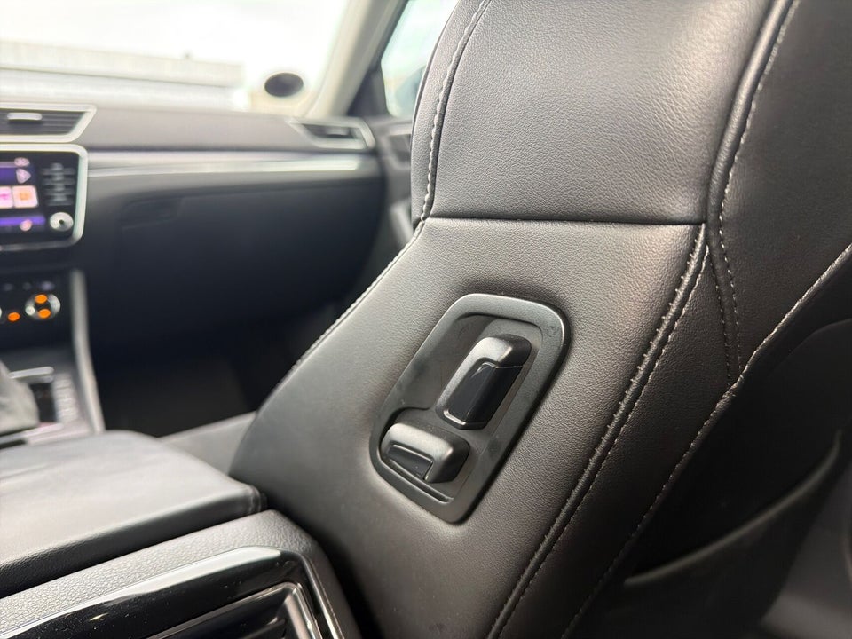 Skoda Superb 2,0 TSi 190 Business Executive Combi DSG 5d