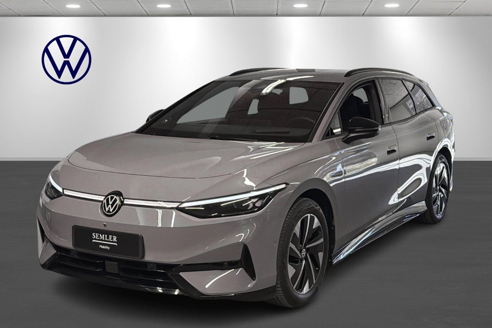 VW ID.7 77 Style+ Tourer 5d