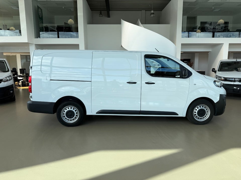 Peugeot Expert 2,0 BlueHDi 144 L3 Plus Van