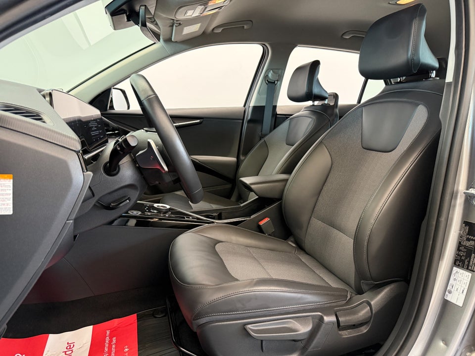 Kia Niro 64 EV Prestige 5d