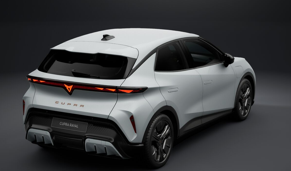 Cupra Raval 52 Endurance 5d