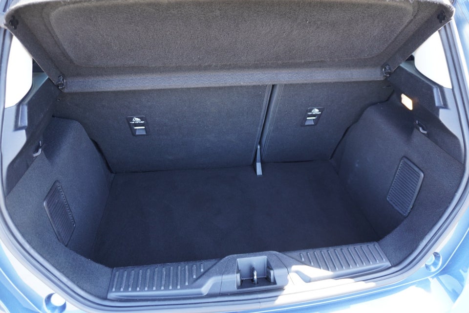 Ford Fiesta 1,0 EcoBoost mHEV Titanium X 5d