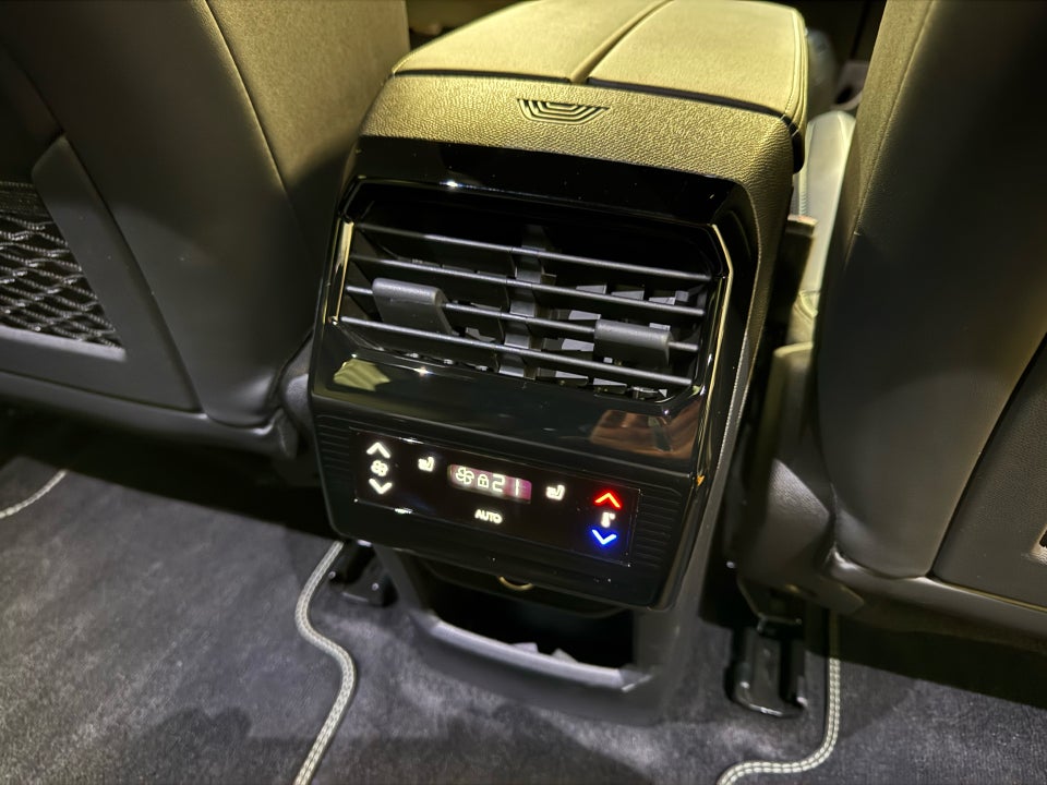 Peugeot e-5008 77 GT Pack 7prs 5d