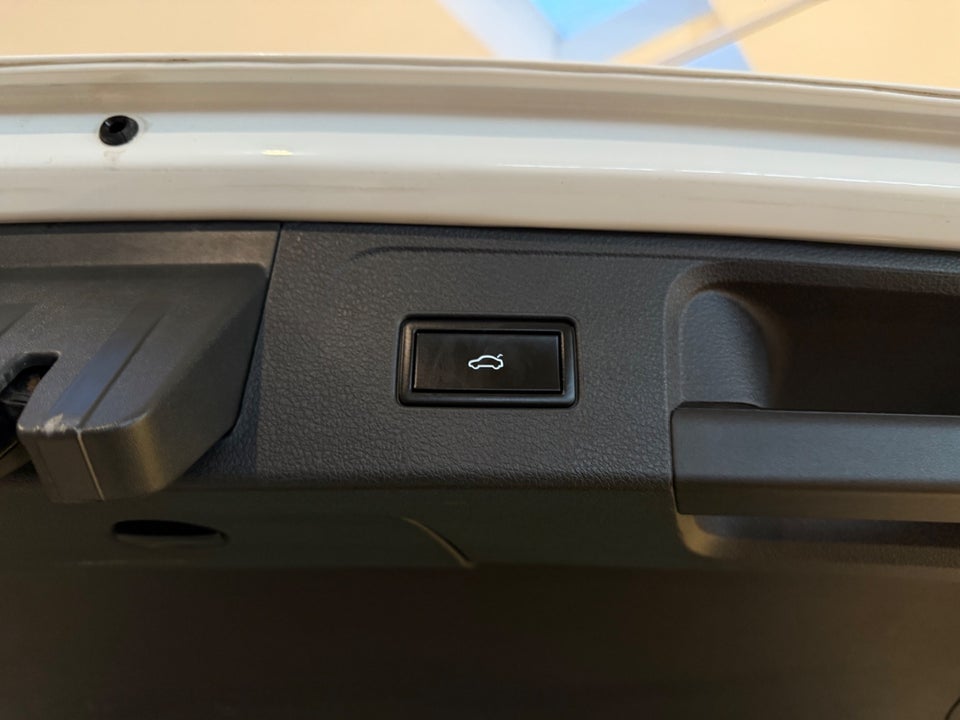 VW Passat 1,4 GTE DSG 4d