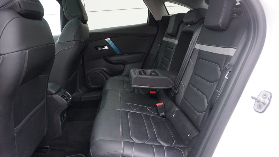 Citroën ë-C4 50 Shine Sport LTD 5d