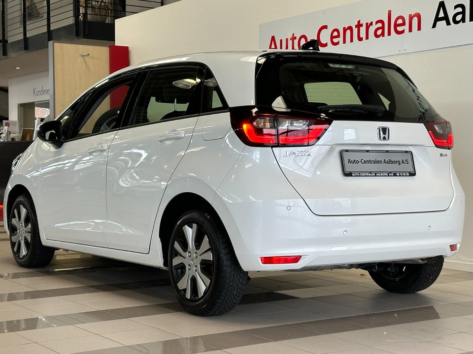 Honda Jazz 1,5 i-MMD Elegance eCVT 5d