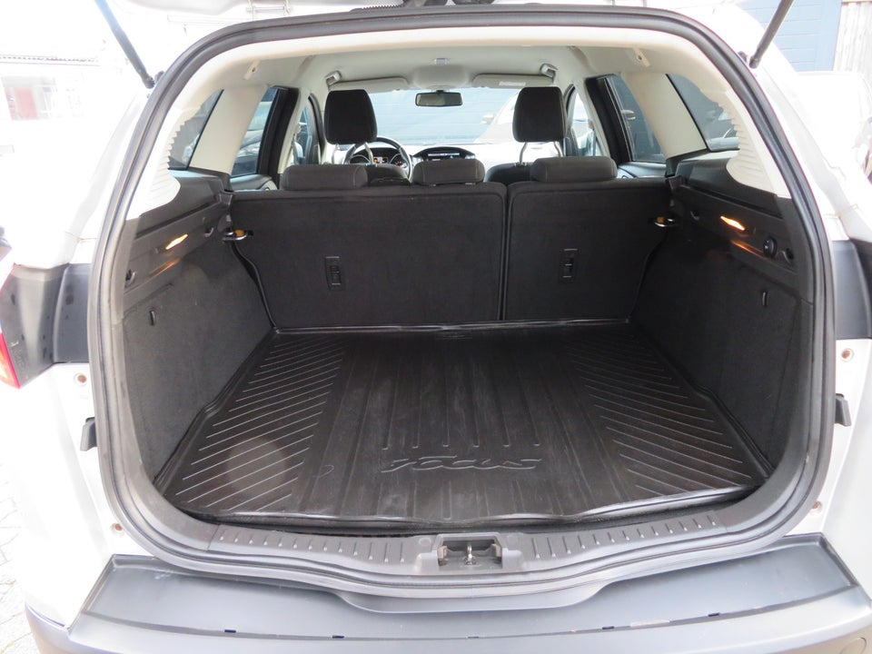 Ford Focus 1,0 SCTi 125 Business stc. 5d