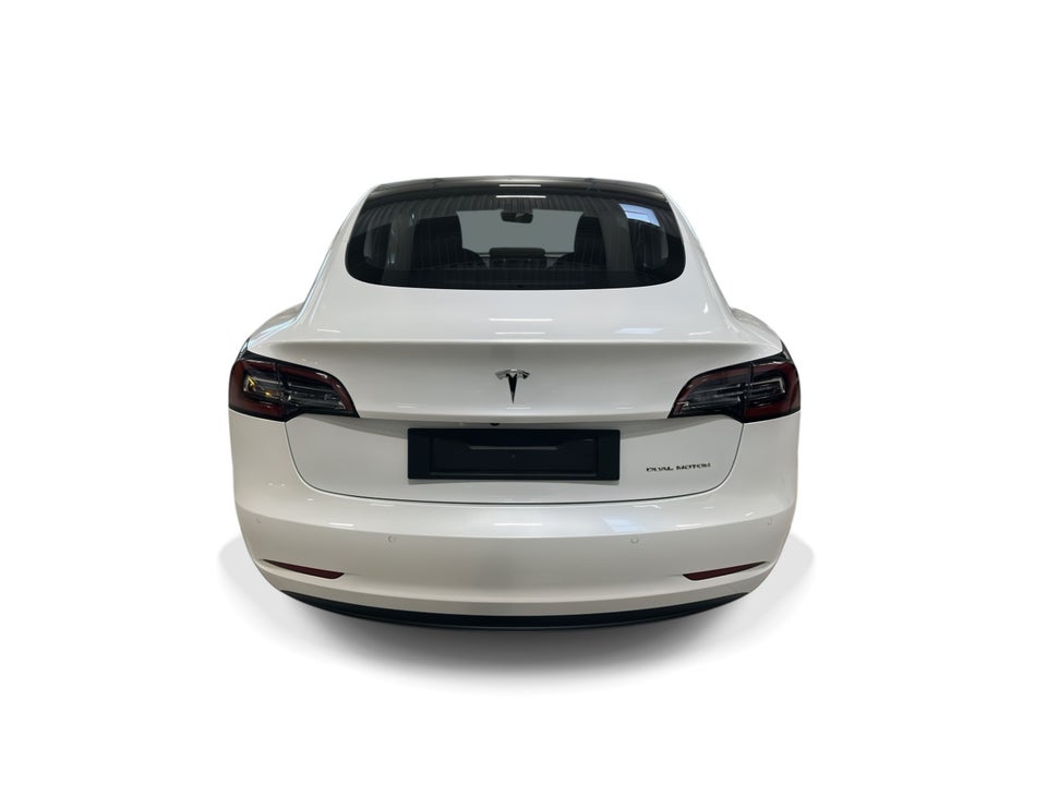 Tesla Model 3 Long Range AWD 4d