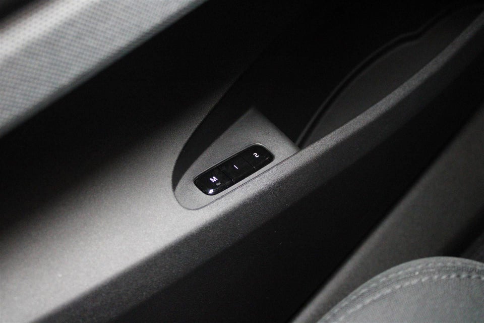 Polestar 2 Long Range AWD 5d