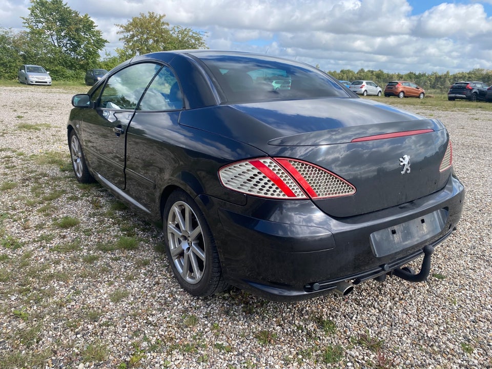 Peugeot 307 2,0 16V CC 2d