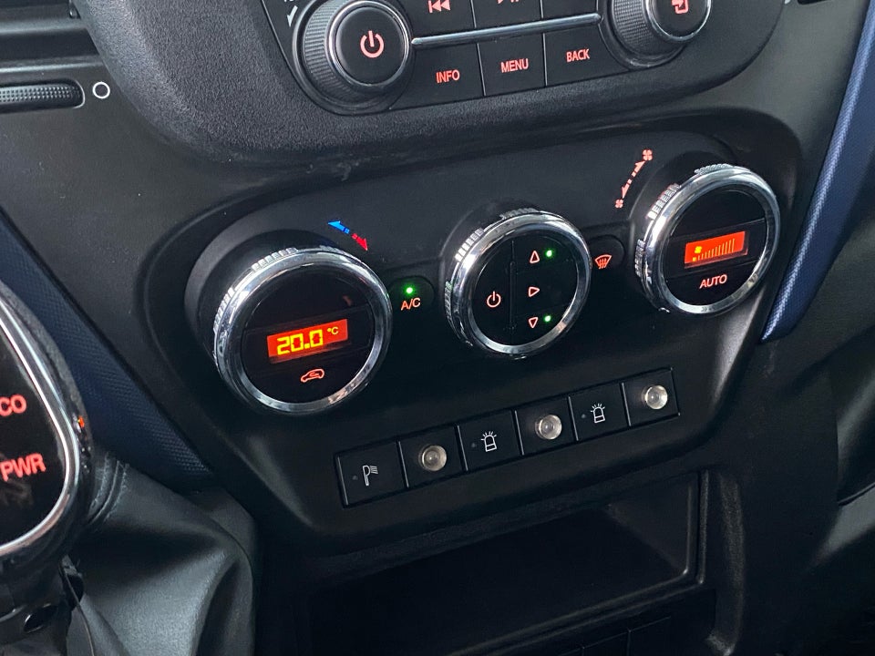 Iveco Daily 3,0 35C18 4100mm Lad AG8 2d