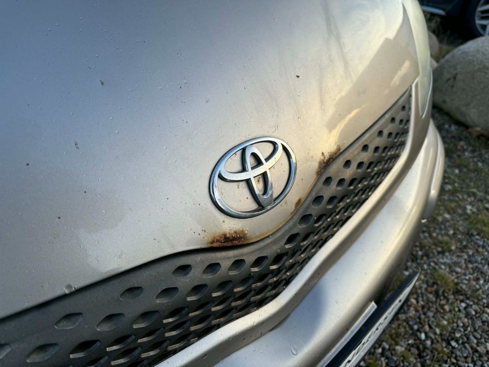 Toyota Yaris Verso 1,3 Terra 5d