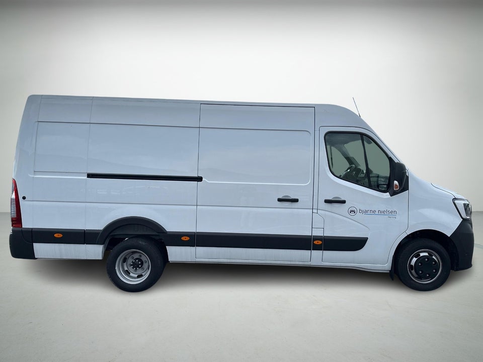 Renault Master IV T35 2,3 dCi 165 L3H2 Kassevogn RWD