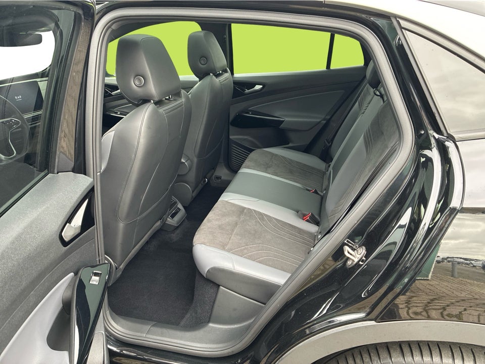 VW ID.5 77 Pro Performance 5d