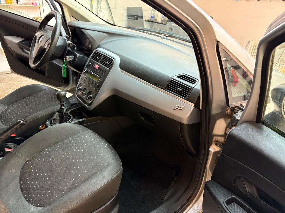 Fiat Punto 1,2 Active 5d