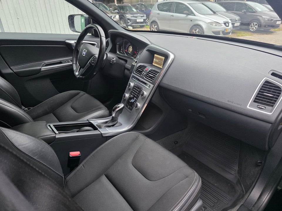 Volvo XC60 2,0 D3 150 Momentum aut. 5d