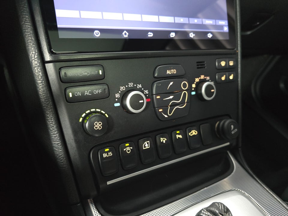 Volvo XC90 2,4 D5 185 Sport aut. AWD 7prs 5d