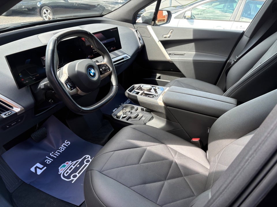 BMW iX xDrive40 Sport 5d