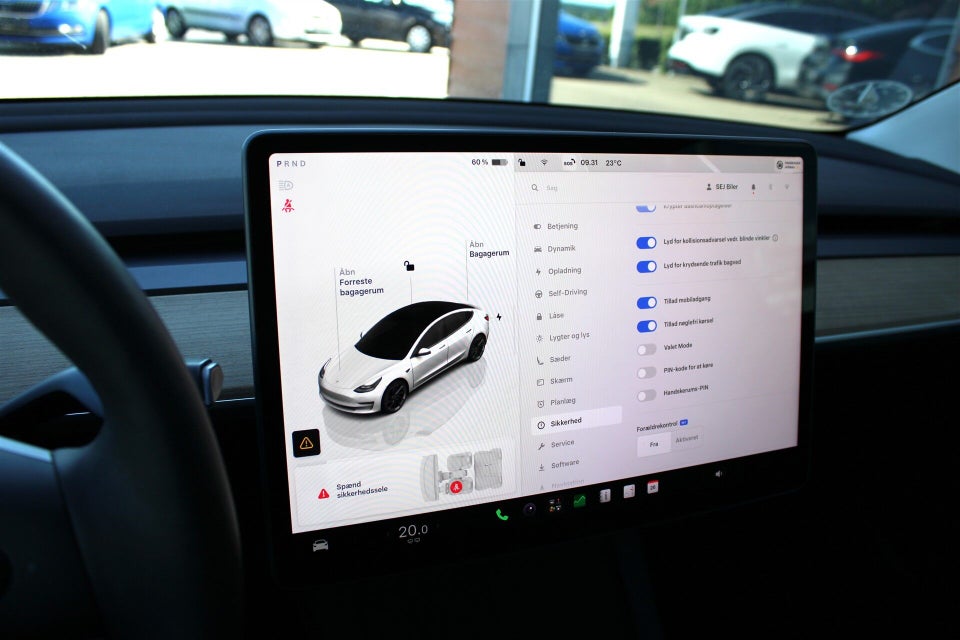 Tesla Model 3 Long Range AWD 4d