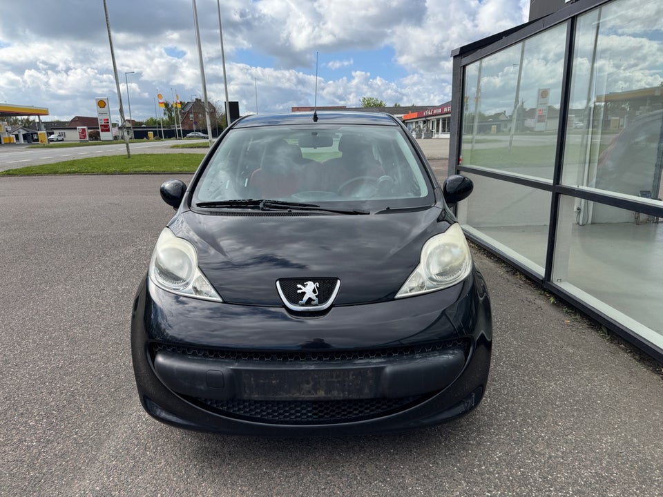 Peugeot 107 1,0 Active 5d