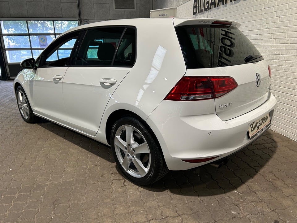 VW Golf VII 2,0 TDi 150 Highline DSG BMT 5d