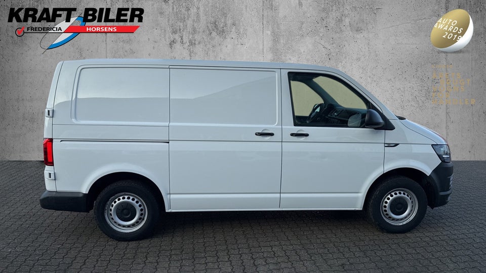 VW Transporter 2,0 TDi 114 Kassevogn kort BMT