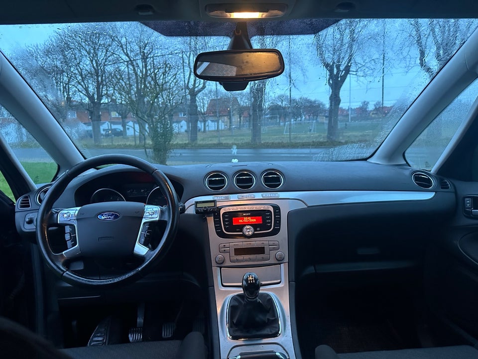 Ford S-MAX 2,0 Titanium 7prs 5d