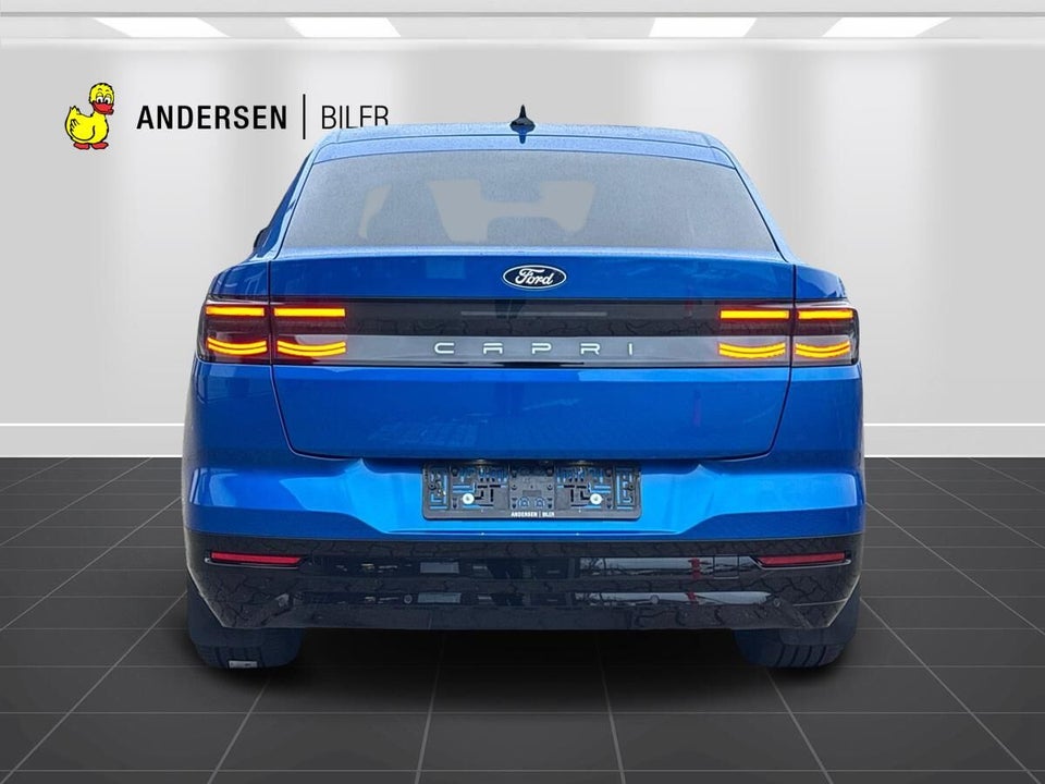 Ford Capri 82 Select Extended Range 5d