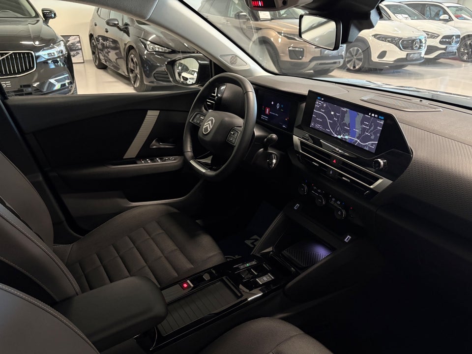Citroën ë-C4 X 54 Plus 4d