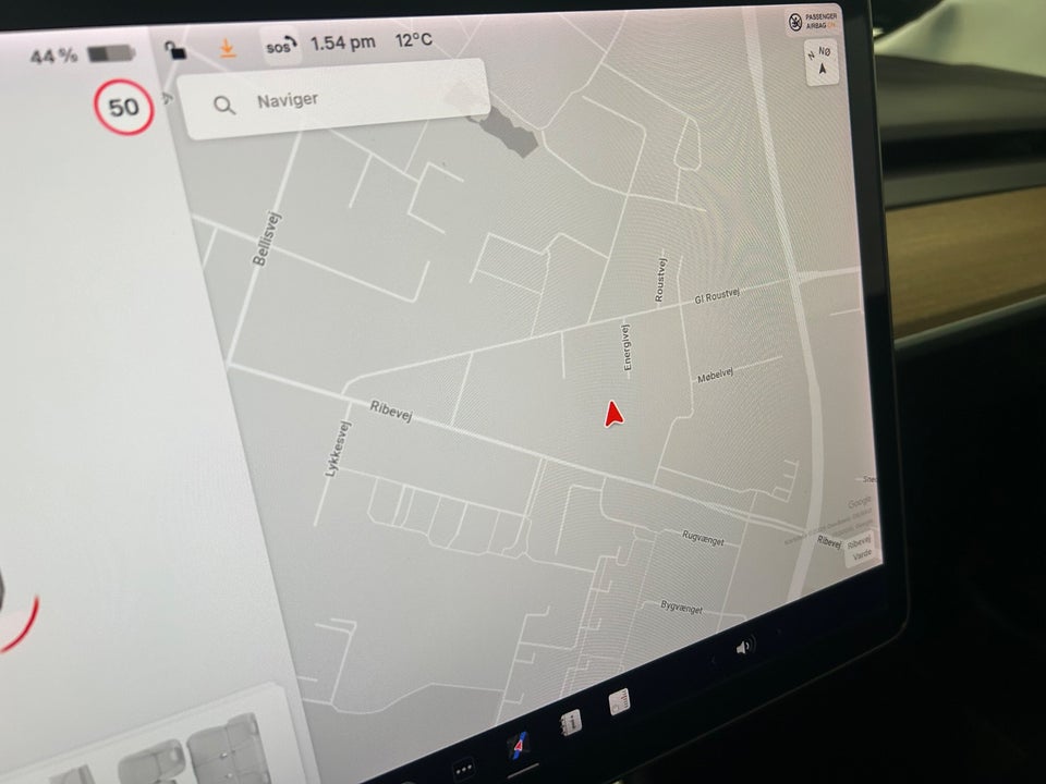 Tesla Model 3 Long Range AWD 4d