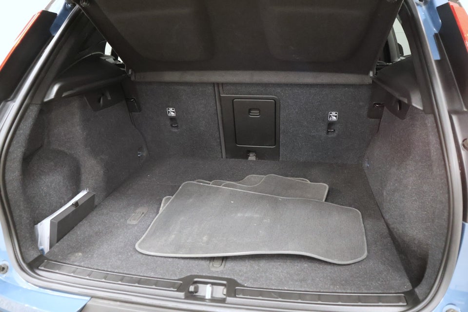 Volvo XC40 P6 ReCharge Plus 5d